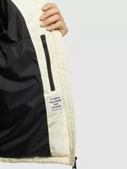 Khujo Jacke 'Esila' 17 Khujo Jacke 'Esila' -Khujo Geschäft 34fe0ad01f37f4bbb715cf13633848a9