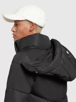 Khujo Wintermantel -Khujo Geschäft 81be7289de0638423415f4a598ef1802