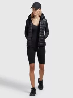 Khujo Jacke GHITA SHINY In Schwarz 15 Khujo Jacke GHITA SHINY In Schwarz -Khujo Geschäft khujo jacke ghita shiny in schwarz 5