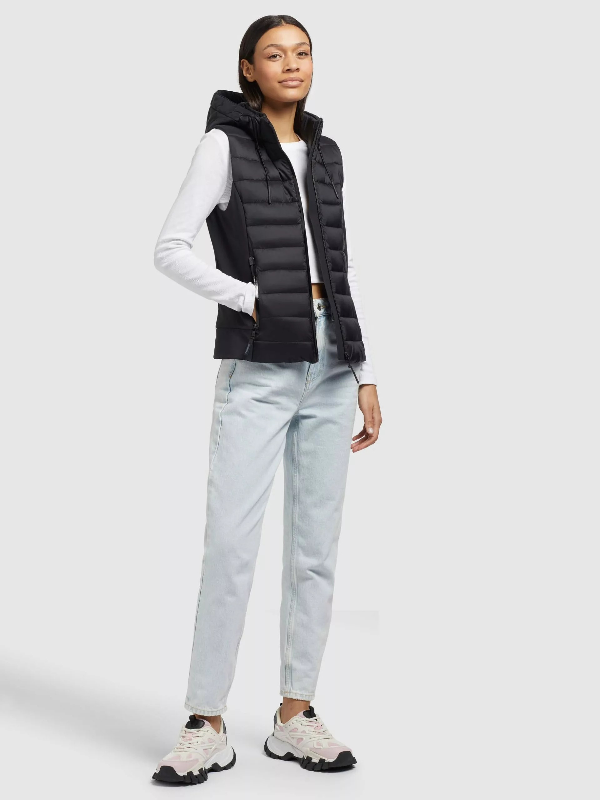 Khujo Weste FABIA MATT In Schwarz 8 Khujo Weste FABIA MATT In Schwarz – Bild 6